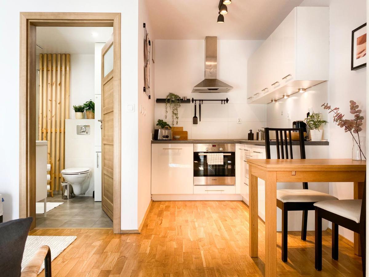 Charming Studio For Couples In The Heart Of Cracow Краков Экстерьер фото