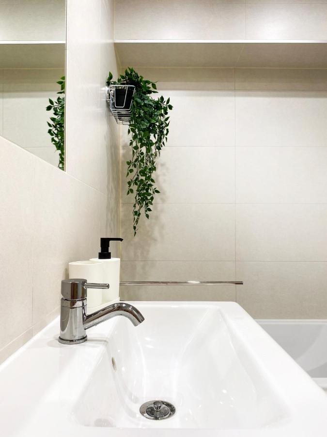Charming Studio For Couples In The Heart Of Cracow Краков Экстерьер фото